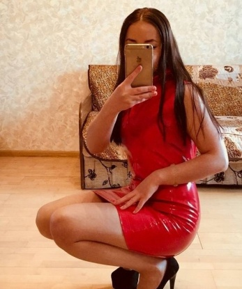 Я обладаю креативностью, нежностью и опытом, которые помогут тебе полностью расслабиться и насладиться каждой минутой нашей встречи.
Мои услуги настолько разнообразны, что ты найдешь все, что желаешь. Я могу быть твоей прекрасной компаньонкой на деловом ужине, страстной подругой в постели или эксперткой в приятных экспериментах. Будь уверен, я осуществлю все твои желания и фантазии.
Я живу в Москве и можем встретиться в уютном номере отеля или пригласить тебя ко мне в гости. Ты не пожалеешь о выборе меня, ведь мои отзывы говорят сами за себя.
Так что давай не откладывать на потом и воплотим в жизнь все твои фантазии вместе! 💋 1281, 29 лет